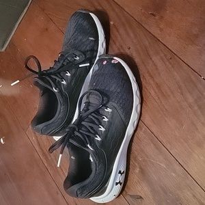 Under Armor Black Athletic Shoes
